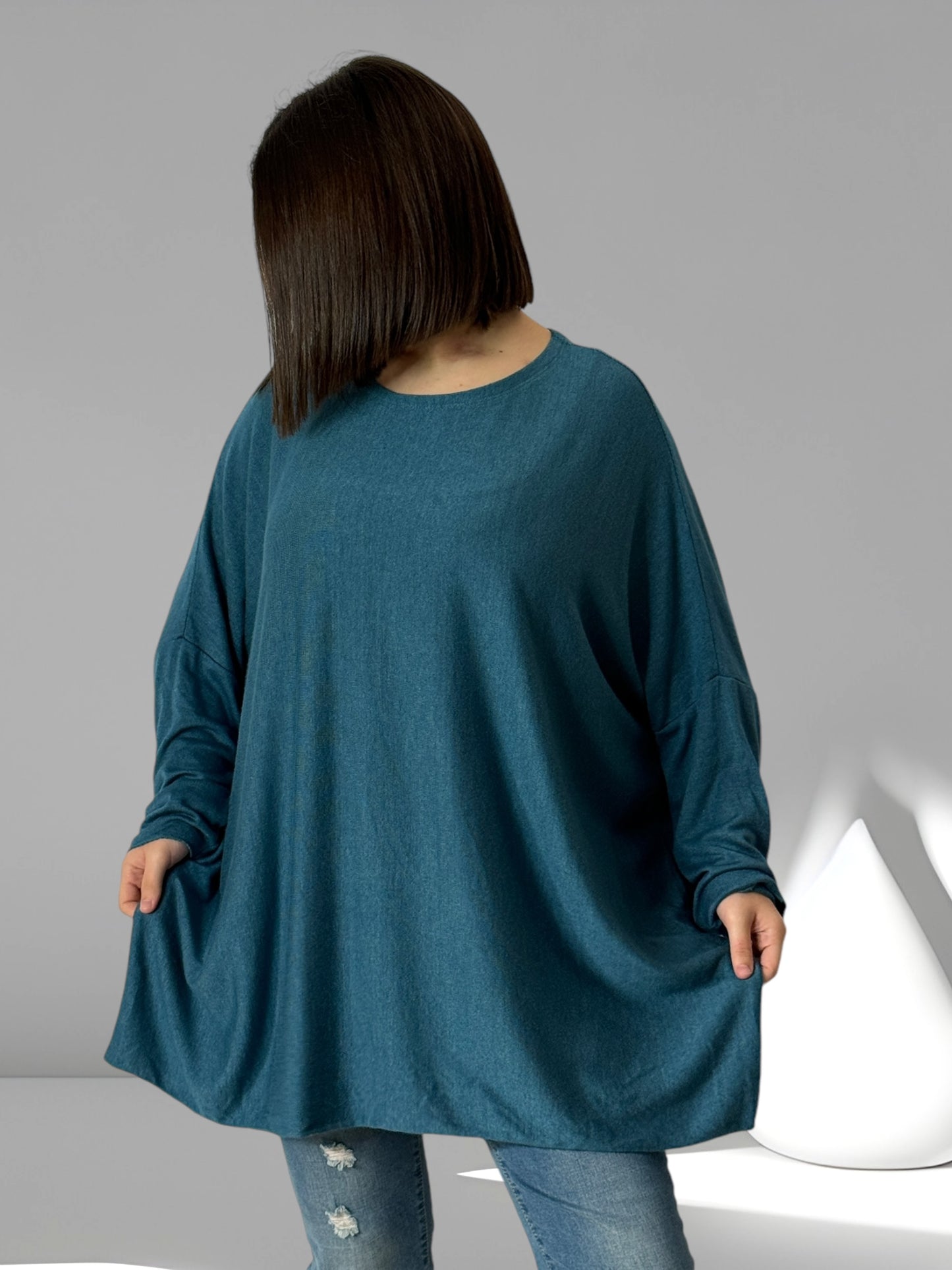 CAPRIO - PULL BLEU EN MAILLE FLUIDE JUSQU'A LA TAILLE 54