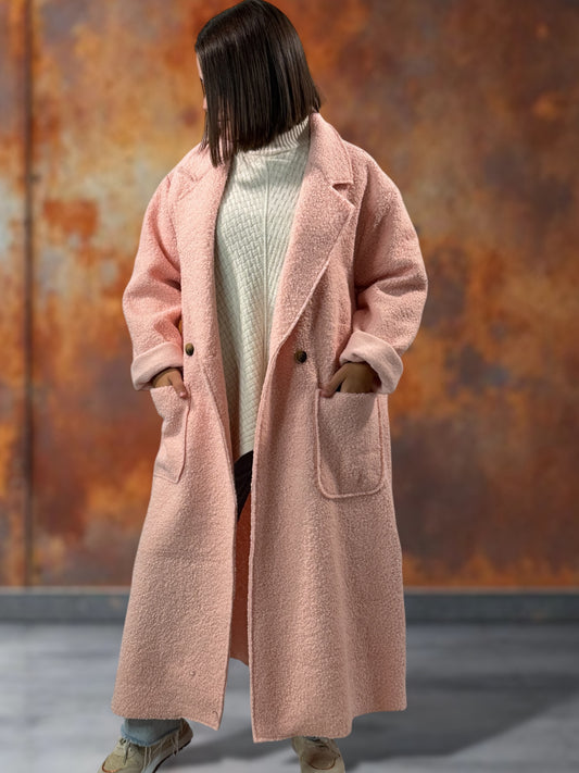 JULIEN - LONG MANTEAU ROSE EN BOUCLETTE JUSQU'A LA TAILLE 50/52