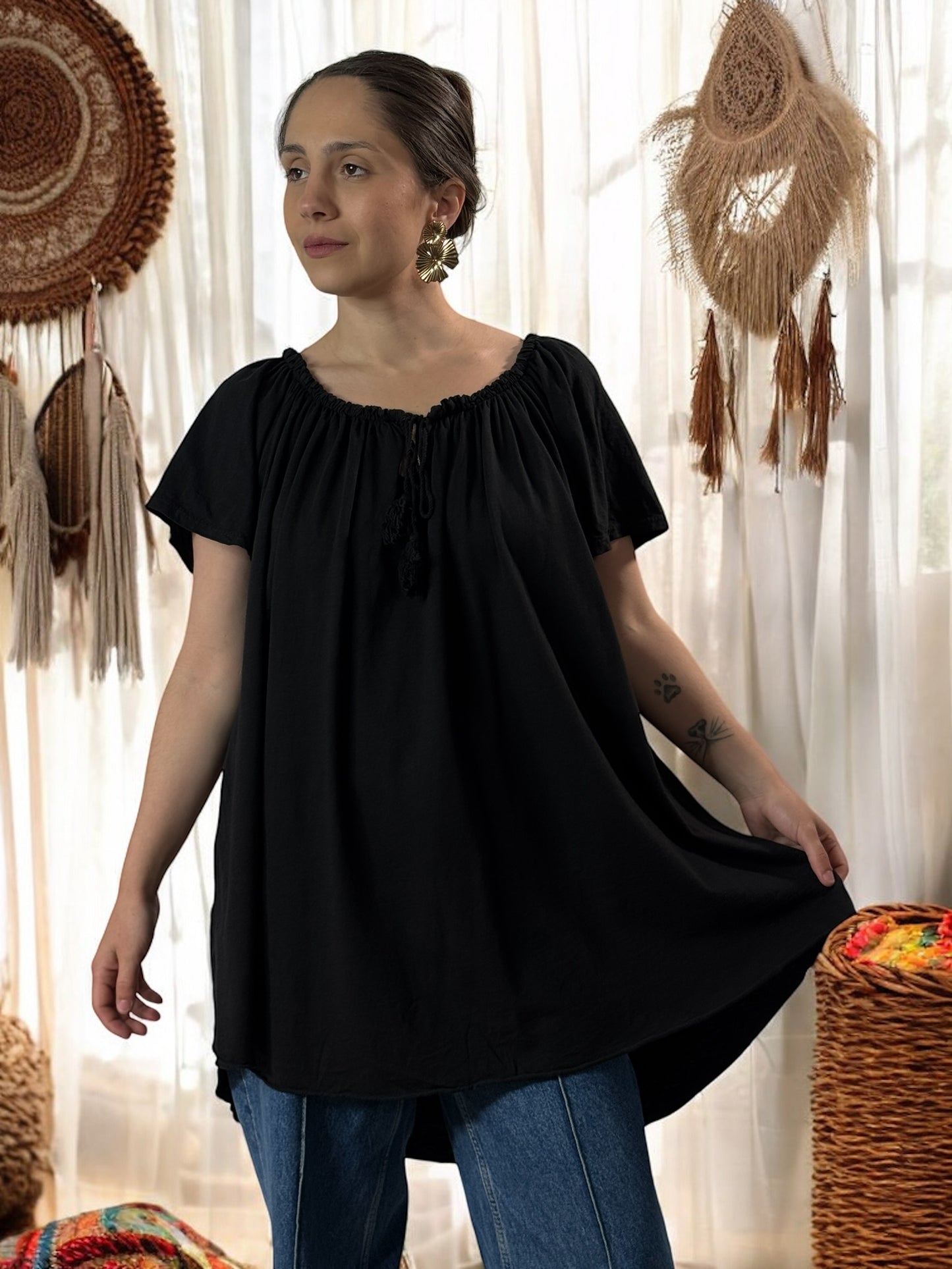 BEA - T-SHIRT NOIR EN COTON JUSQU'A LA TAILLE 52
