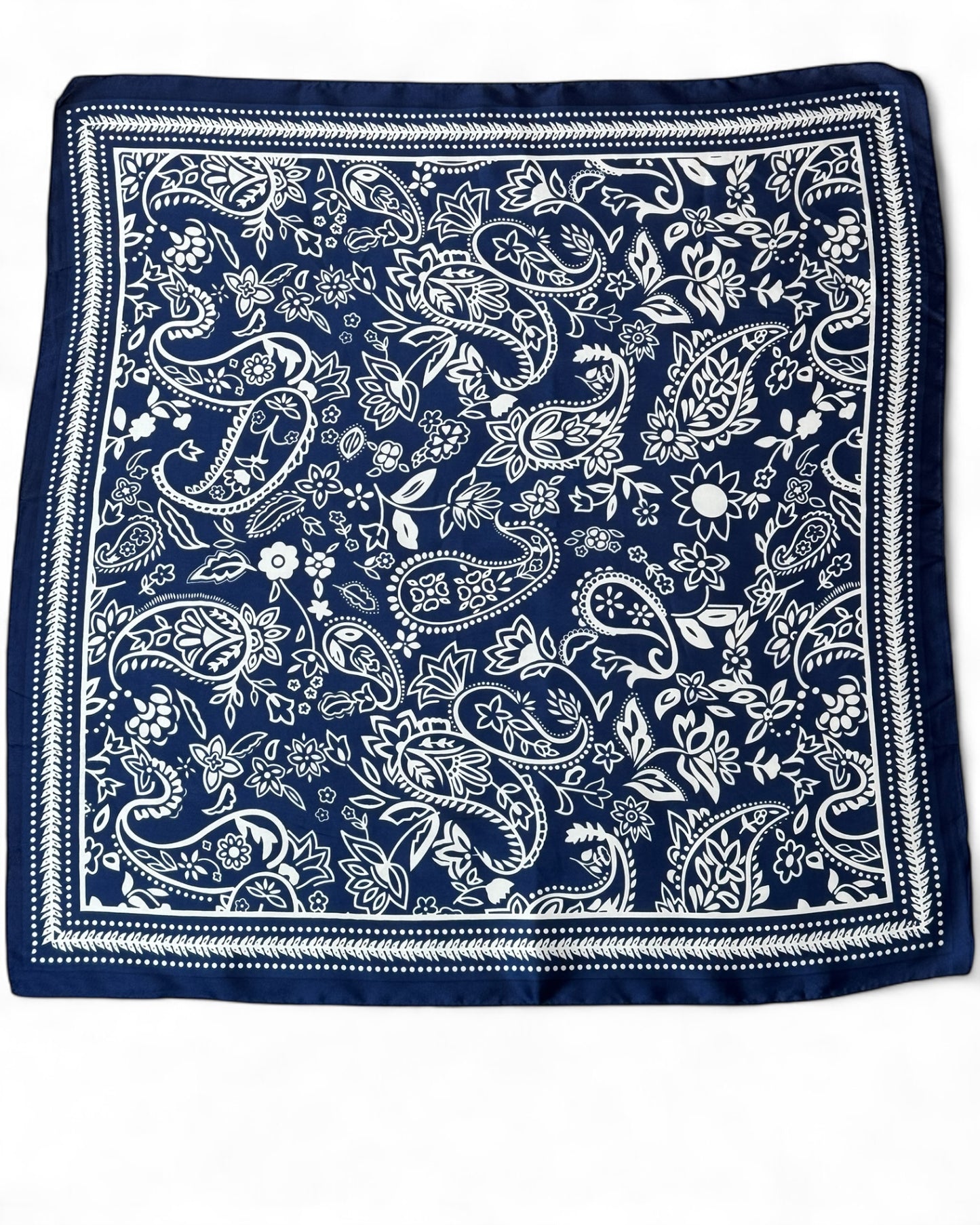 JULIETTE REF8 - PETIT FOULARD A MOTIF