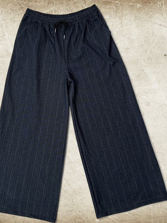 AUBIN - PANTALON MARINE A CHEVRONS TAILLE 48/50 A 54