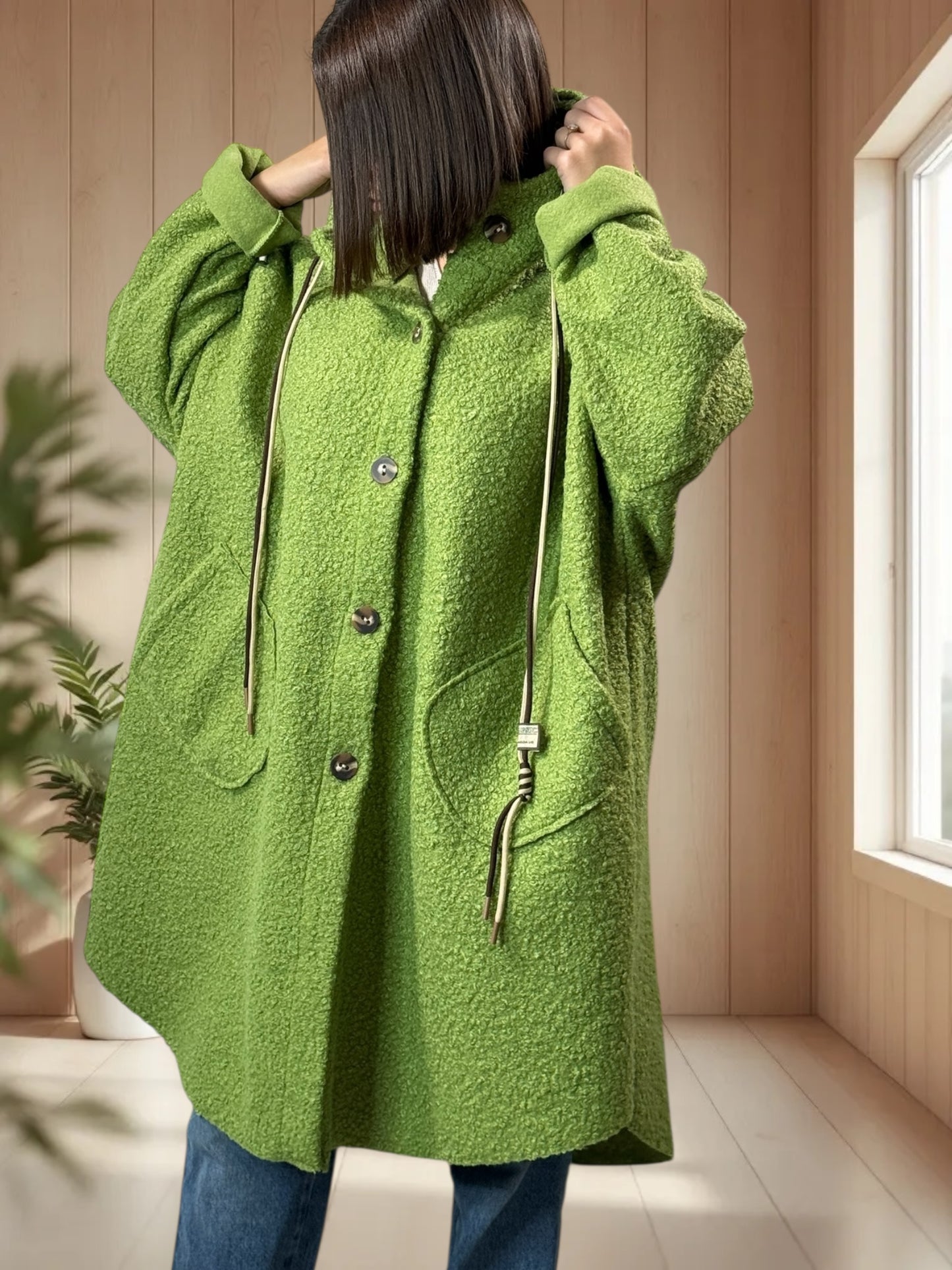 CAPRICE - VESTE OVERSIZE VERT A CAPUCHE JUSQU'A LA TAILLE 54