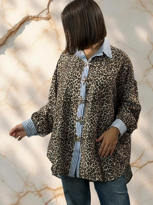 VICTORINE - CHEMISE OVERSIZE AVEC BROCHE ETOILE JUSQU'A LA TAILLE 52/54
