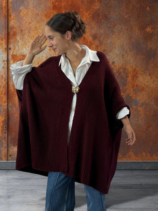 BELINDA - GILET OVERSIZE BORDEAUX AVEC SA BROCHE JUSQU'A LA TAILLE 60