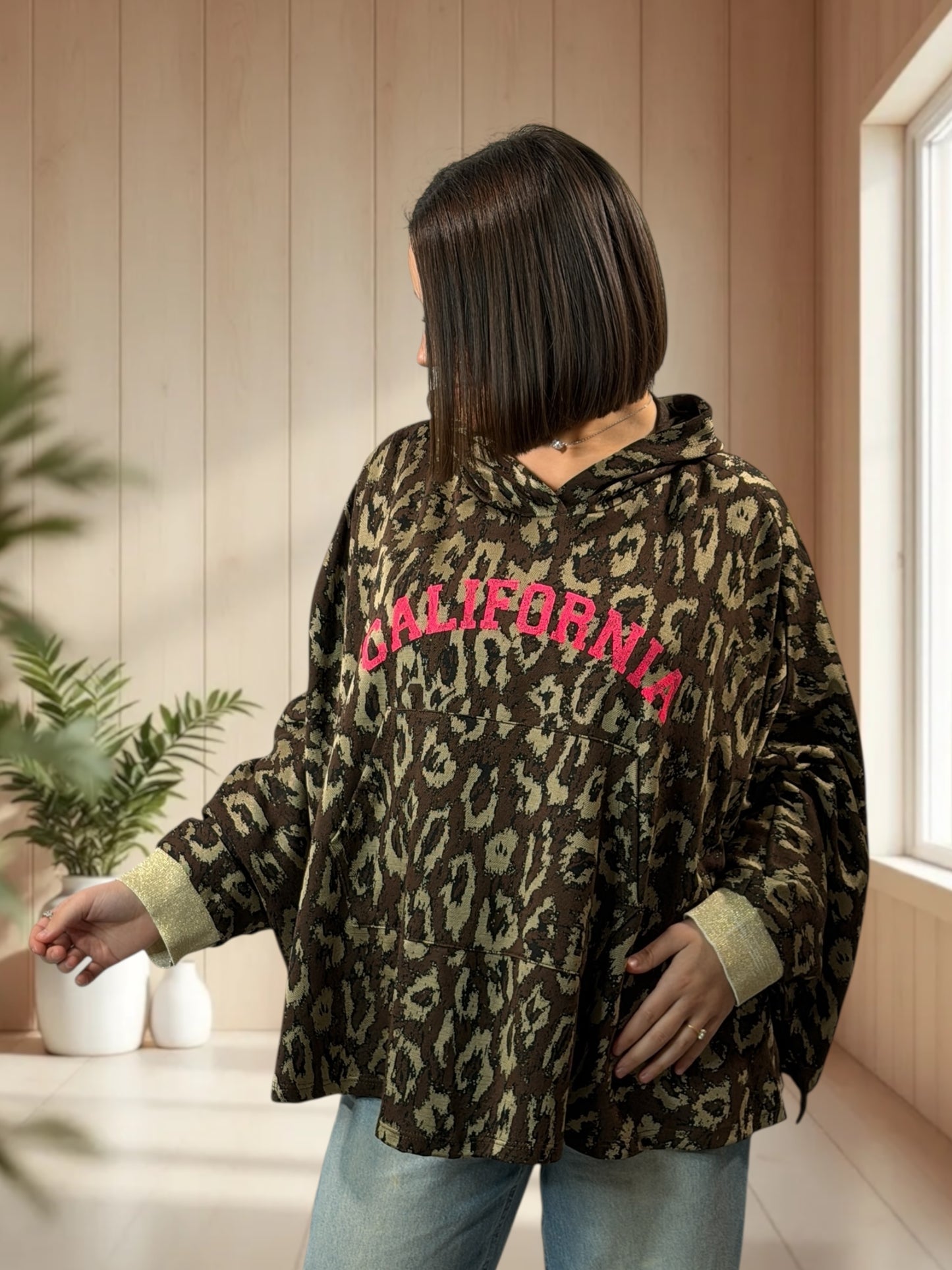 CALIFORNIA - BLOUSE A CAPUCHE LEOPARD JUSQU'A LA TAILLE 52/54