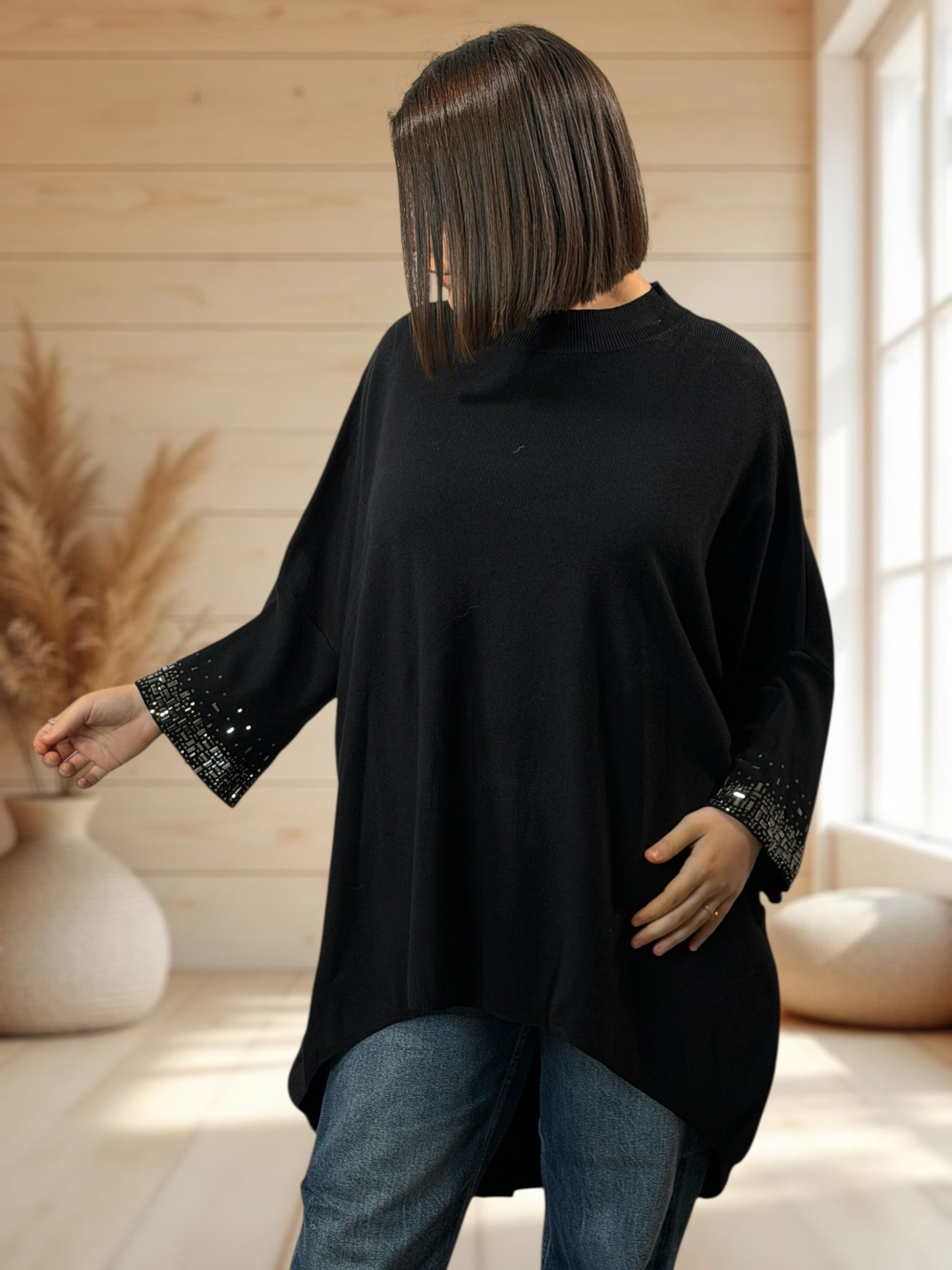 CORALINE - PULL OVERSIZE NOIR AVEC STRASS JUSQU'A LA TAILLE 56
