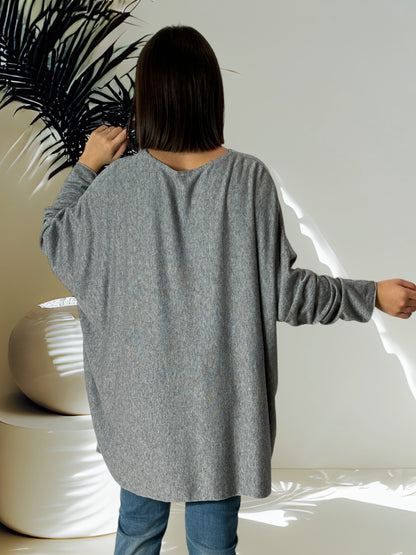 CAPRIO - PULL GRIS EN MAILLE FLUIDE JUSQU'A LA TAILLE 54