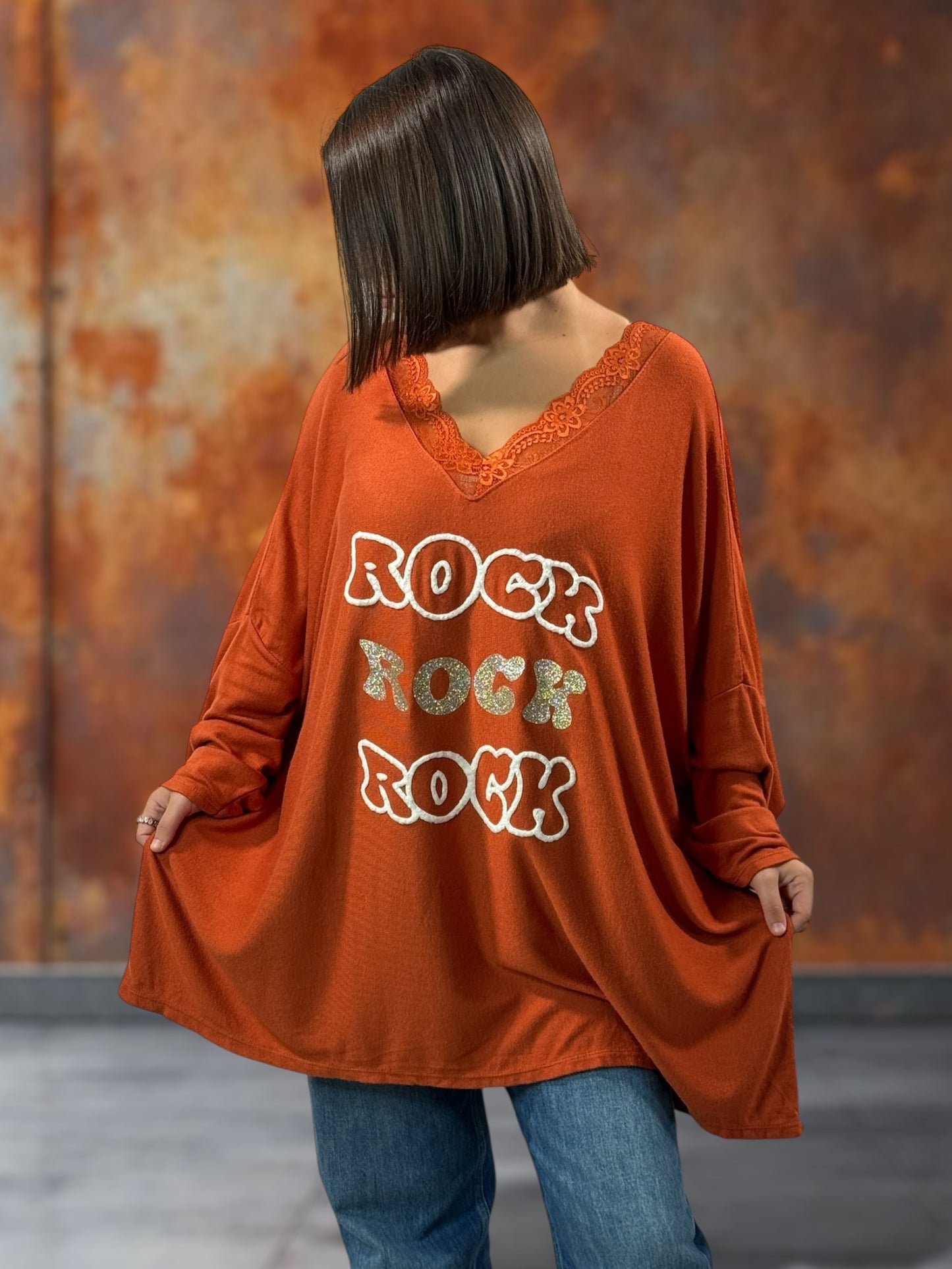 ELSA - PULL ROUX EN MAILLE BORDE DE DENTELLE JUSQU'A LA TAILLE 56/58