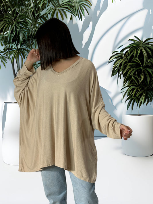 OSCAR - PULL OVERSIZE BEIGE EN MAILLE FLUIDE JUSQU'A LA TAILLE 56