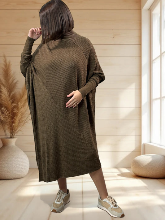 BETTINA - ROBE MARRON OVERSIZE EN MAILLE JUSQU'A LA TAILLE 56