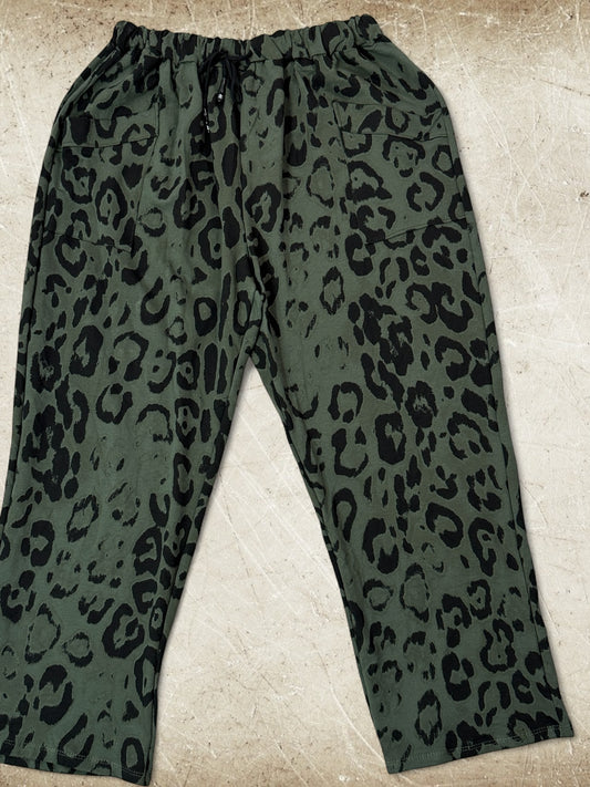 GEORGIO - PANTALON SPORTSWEAR LEOPARD KAKI TAILLE 48 A 54