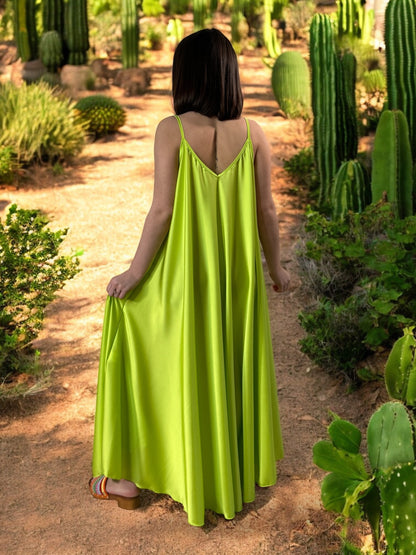 TIPHAINE - ROBE AMPLE FLUIDE VERTE JUSQU'A LA TAILLE 50/52