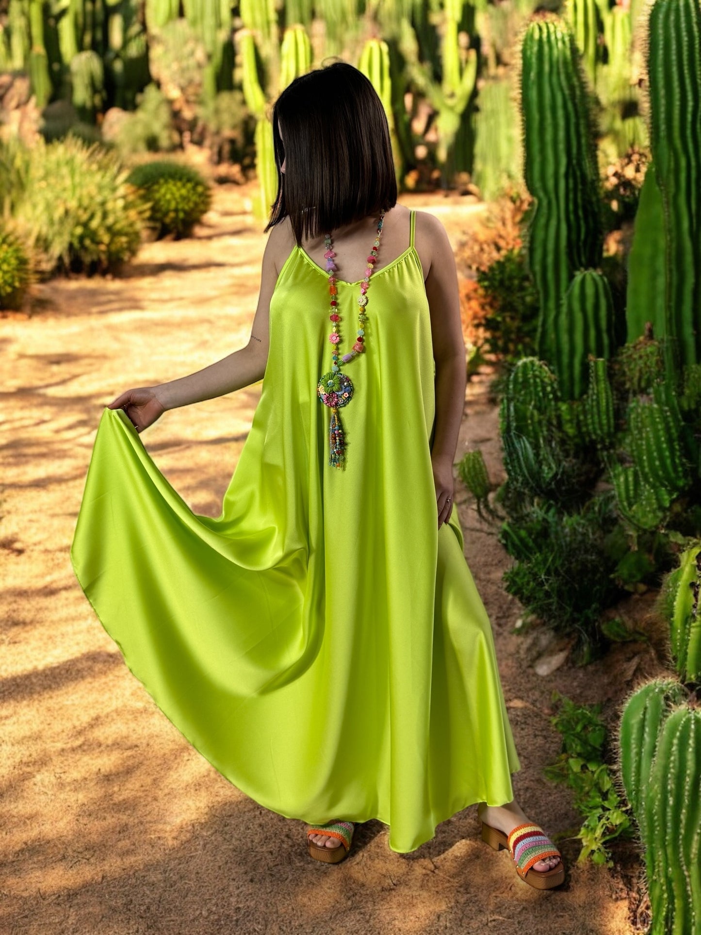 TIPHAINE - ROBE AMPLE FLUIDE VERTE JUSQU'A LA TAILLE 50/52
