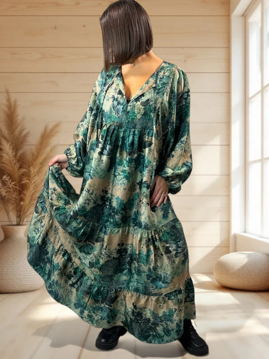 VENISE - ROBE AVEC DE LA SOIE MOTIF LAGON JUSQU'A LA TAILLE 52
