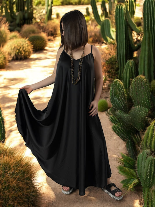 TIPHAINE - ROBE AMPLE FLUIDE NOIRE JUSQU'A LA TAILLE 50/52