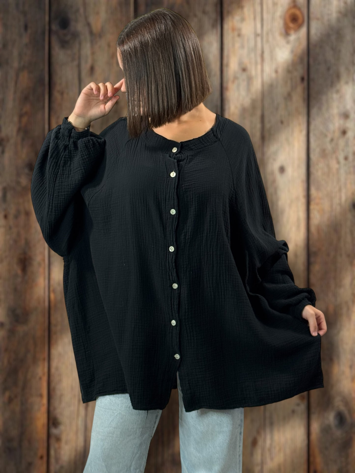 TIRAMISU - CHEMISE OVERSIZE NOIRE EN GAZE DE COTON JUSQU'A LA TAILLE 56