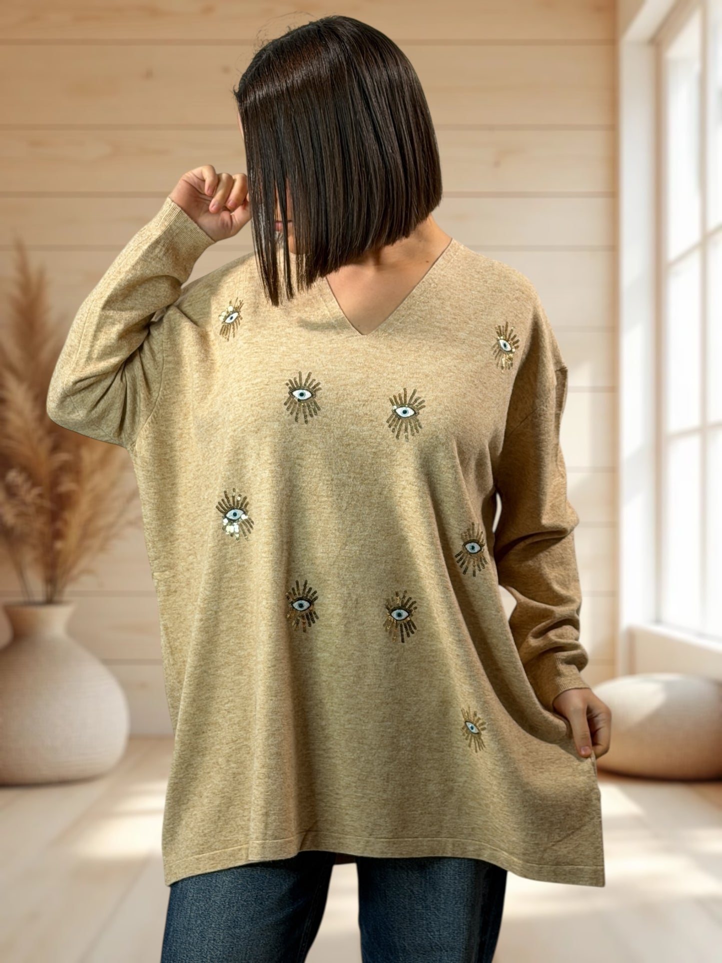 RITA - PULL OVERSIZE CAMEL AVEC OEIL EN SEQUINS JUSQU'A LA TAILLE 54