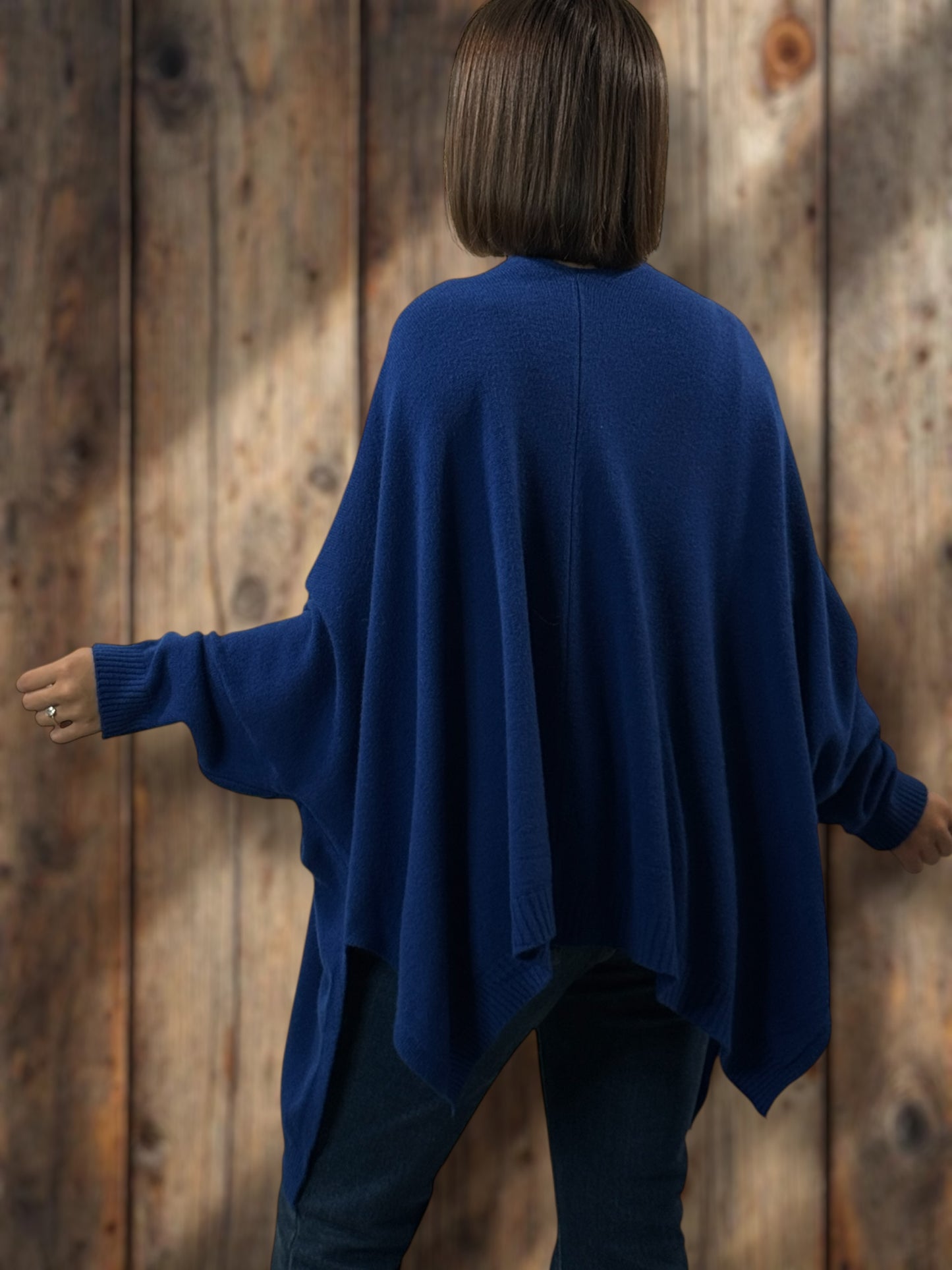 MATHILDE - GILET OVERSIZE BLEU JUSQU'A LA TAILLE 56/58
