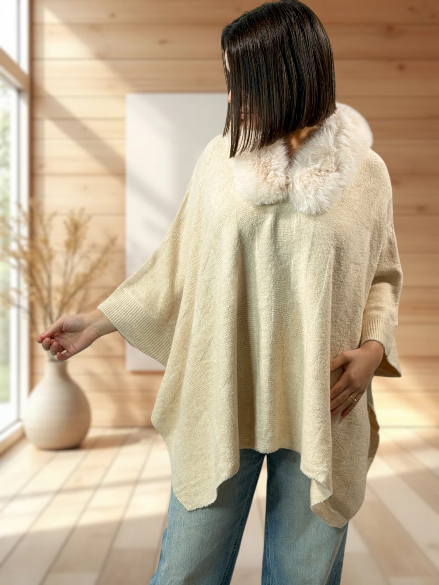 NICOLAS - PULL PONCHO BEIGE JUSQU'A LA TAILLE 56/58