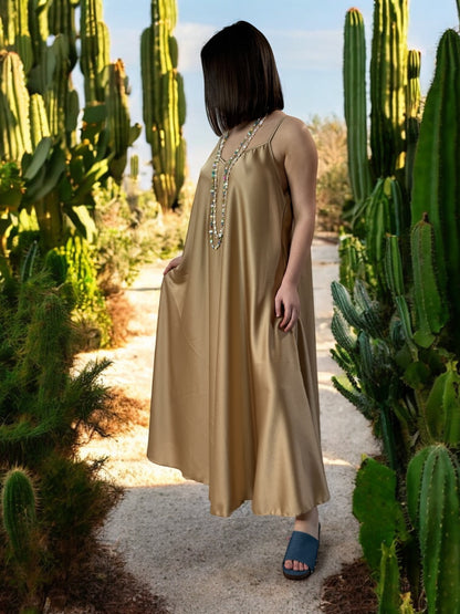 TIPHAINE - ROBE AMPLE FLUIDE CAMEL JUSQU'A LA TAILLE 50/52