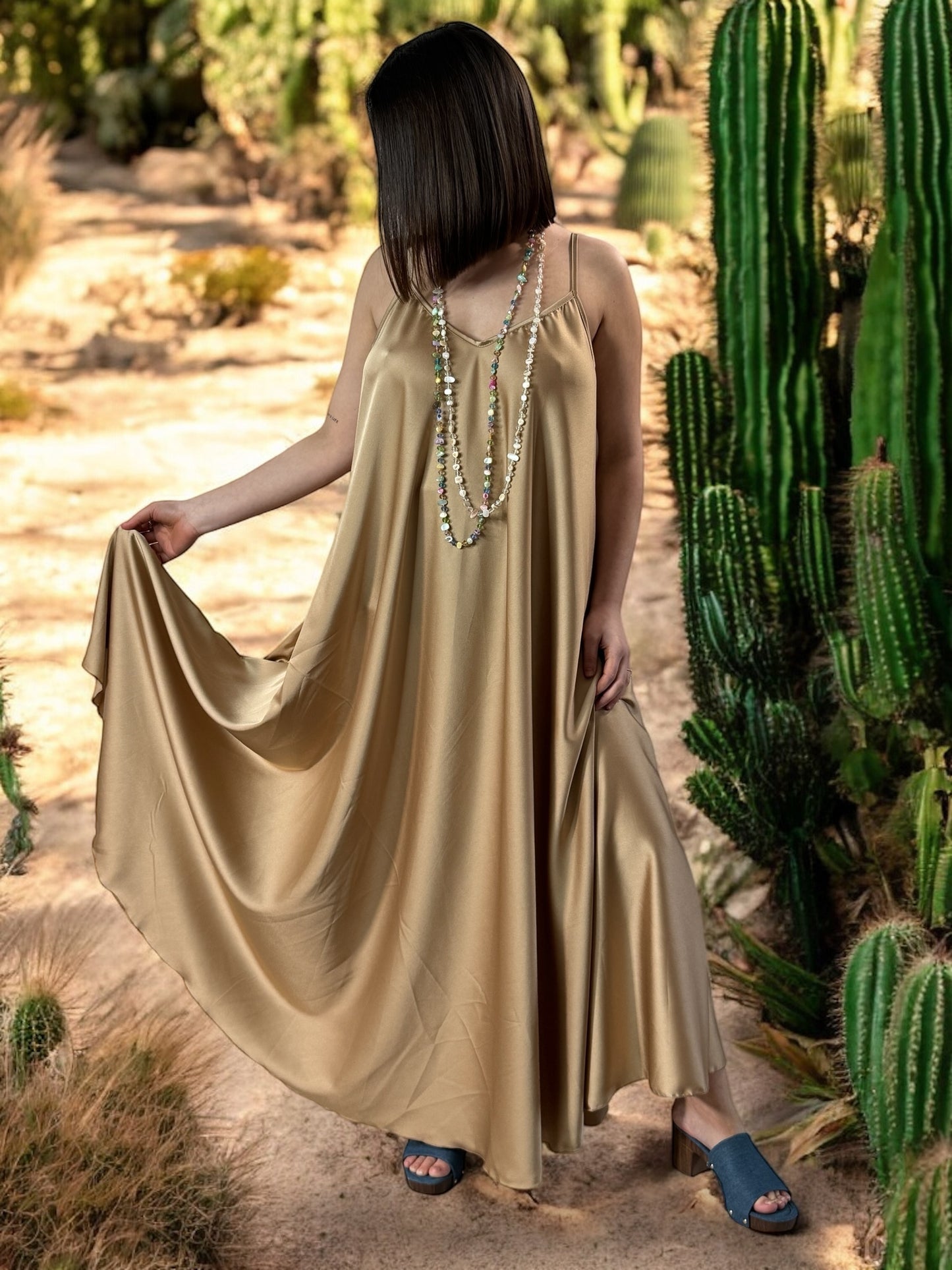 TIPHAINE - ROBE AMPLE FLUIDE CAMEL JUSQU'A LA TAILLE 50/52