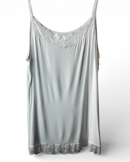 ZOE - TOP BLANC EN VISCOSE TAILLE 44/46 A 52/54