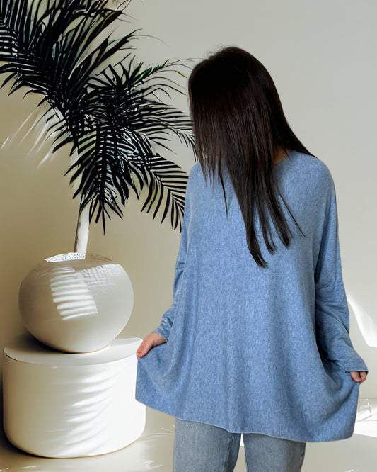 CAPRIO - PULL BLEU  EN MAILLE FLUIDE JUSQU'A LA TAILLE 54
