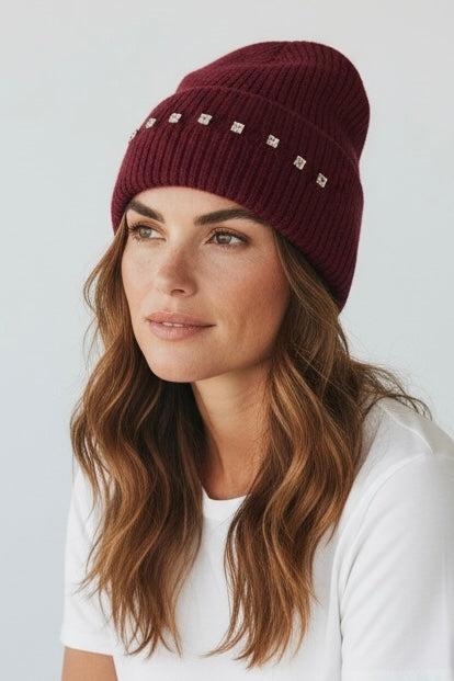 CORALIE - BONNET BORDEAUX AVEC STRASS