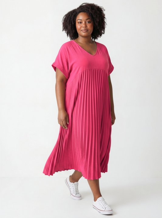 MELODIE - ROBE FUCHSIA PLISSEE JUSQU'A LA TAILLE 56